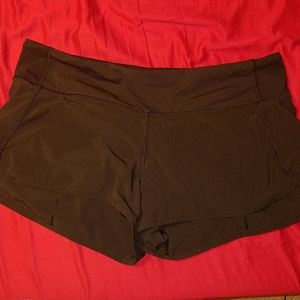 Lululemon shorts women's size 8